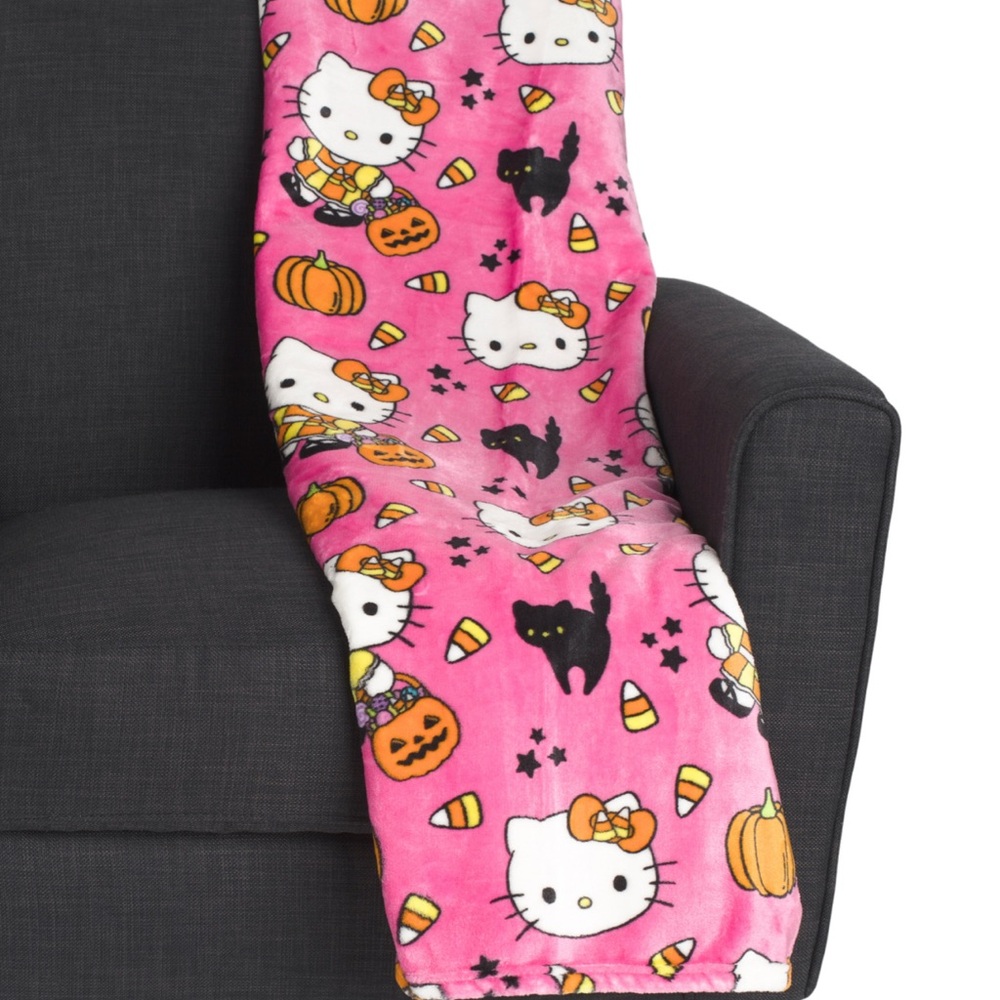 Viral Hello Kitty Pink Halloween Blanket 🎃🐈‍⬛